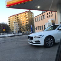 Photo taken at Shell by Rasmus S. on 4/27/2019