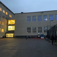 Photo taken at Ressun peruskoulu by Rasmus S. on 10/9/2019