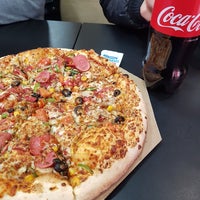 Photo taken at Domino&amp;#39;s Pizza by Caner on 2/17/2018