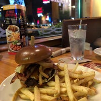 Photo taken at Applebee&amp;#39;s Grill + Bar by Andрей on 12/5/2021