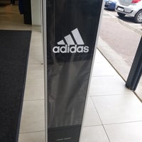 adidas outlet access park