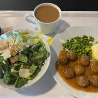 Photo prise au IKEA Restaurant &amp;amp; Café par Elton C. le5/26/2024