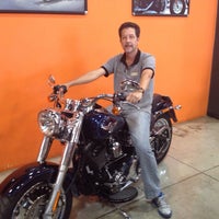 Photo taken at Rio Harley-Davidson by Eduardo R. on 12/11/2014