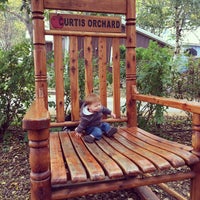 Photo taken at Curtis Orchard &amp;amp; Pumpkin Patch by Angela B. on 10/17/2014