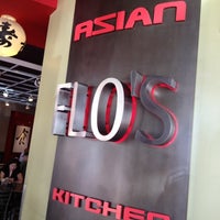 Photo taken at Flo&amp;#39;s Asian Kitchen by Gabriel on 10/11/2012