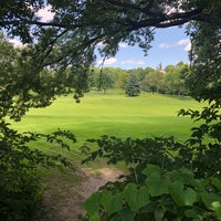 Foto scattata a Columbia Golf Course da Katie il 8/18/2019