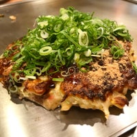 Photo taken at Okonomiyaki Kiji by oinari_3 on 8/10/2018