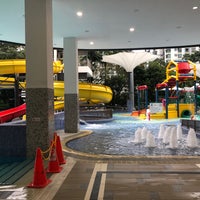 Photo taken at Pasir Ris SRC Swimming Pool by Sukri P. on 9/18/2018