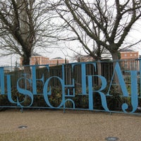 Photo taken at Museo del Traje by Colorea Madrid on 2/19/2013