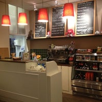 Das Foto wurde bei Casa Bardotti, Pizzeria and Coffee Shop von Paco am 10/28/2012 aufgenommen