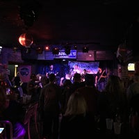 Foto tomada en KJ Farrell&amp;#39;s Bar &amp;amp; Grill  por Eric el 10/15/2017