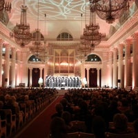 Das Foto wurde bei Grand Hall of St Petersburg Philharmonia von Михаил З. am 12/11/2014 aufgenommen
