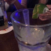 รูปภาพถ่ายที่ Stone Creek Bar and Lounge โดย Donald เมื่อ 5/7/2017