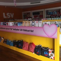 Foto scattata a LSV Dükkan ve Akıllı Çocuk Dünyası da Arzu il 11/5/2016