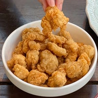 Review Old Habits Boutique & Cafe