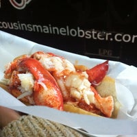 Photo taken at Cousins Maine Lobster Truck by Shelya J. on 11/23/2014