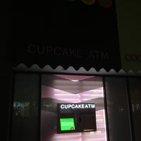 Photo taken at Sprinkles Cupcake ATM by Oscar C. on 7/2/2017