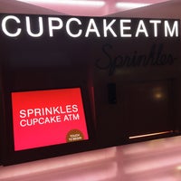 Photo taken at Sprinkles Cupcake ATM by Oscar C. on 7/2/2017