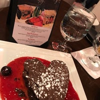 Das Foto wurde bei Lucy Restaurant von Kristina am 2/15/2017 aufgenommen