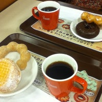 Photo taken at Mister Donut by yukaswim on 4/12/2014
