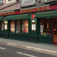 Foto tirada no(a) Auberge Napoleon restaurant por Andrew F. em 7/17/2013