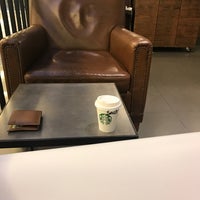 Foto scattata a Starbucks da S3ood A. il 3/29/2017