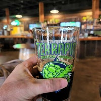 รูปภาพถ่ายที่ Terrapin Beer Co. โดย Matt L. เมื่อ 7/18/2022