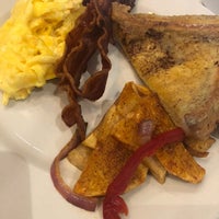 Photo taken at Faz Restaurants &amp;amp; Catering by Mason . on 4/14/2018