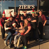 Foto scattata a Zier’s Prime Meats da Kathleen il 12/24/2015