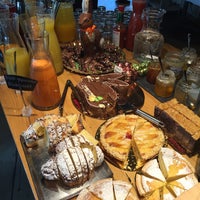 Das Foto wurde bei Bangerter Bäckerei-Konditorei von Arzu Turçalı am 4/5/2015 aufgenommen