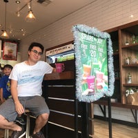 Photo taken at Nekter Juice Bar by Ger A. on 12/9/2018