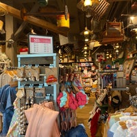 Photo taken at Cracker Barrel Old Country Store by Ger A. on 8/30/2020