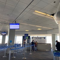 Photo taken at Gate F21 by Ger A. on 6/8/2020
