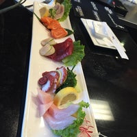 Photo prise au Tabu Sushi Bar &amp;amp; Grill - Santee par Christopher N. le9/6/2016