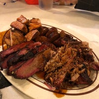 Foto scattata a Spring Street SmokeHouse da Carlos S. il 10/30/2019