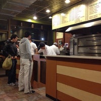 รูปภาพถ่ายที่ Fascati Pizza โดย Sarah เมื่อ 11/19/2012