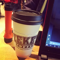 Photo taken at Zeke&amp;#39;s Coffee (retail) by Kafi D. on 11/18/2017