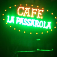Foto diambil di La Passarola,Café Orgánico oleh La Passarola pada 5/8/2013