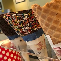 Снимок сделан в Goodies Homemade Ice Cream &amp;amp; Fudge пользователем Ken 7/26/2017
