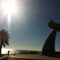 Foto diambil di Passeio Marítimo de Oeiras oleh Ana M. pada 12/2/2012