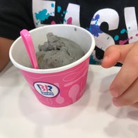 Photo taken at Baskin-Robbins by Katsurock on 9/17/2019