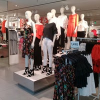 h&m up town center contact number