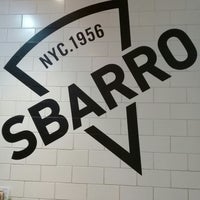 Photo taken at Sbarro by maria cynthia on 11/12/2018