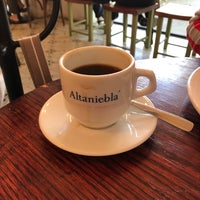 Photo taken at Alverre Café &amp;amp; Bistró by Ricardo F. on 3/8/2023