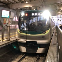 Photo taken at Tokyu Platforms 3-4 by Yosuke K. on 5/6/2018