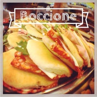 รูปภาพถ่ายที่ Pizzeria Boccione โดย Oscar M. เมื่อ 9/14/2014