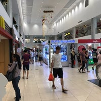 Photo taken at Rivervale Plaza by Gabriel S. on 12/23/2018