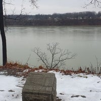 Photo taken at Brown&amp;#39;s Point by Gabriel S. on 1/29/2023