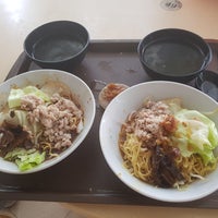 Photo taken at Punggol Noodles 榜鹅肉脞面 by Gabriel S. on 9/8/2018