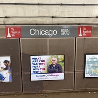 Photo taken at CTA - Chicago (Red) by Arturo G. on 9/30/2021